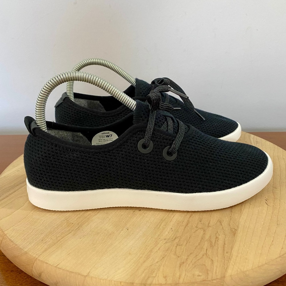 Allbirds Tree Skippers Women's 7 Jet Black Mesh Boat Shoes Sneakers Comfort